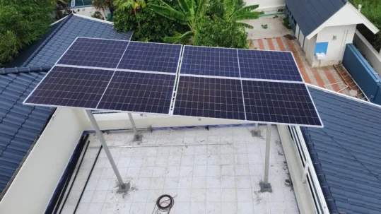 Nancy Llyods – 6 KW – Salem